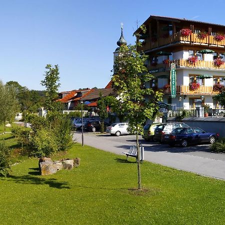 Hotel Restaurant Zum Goldenen Anker Mit Hallenbad & Wellnessbereich Windorf  المظهر الخارجي الصورة