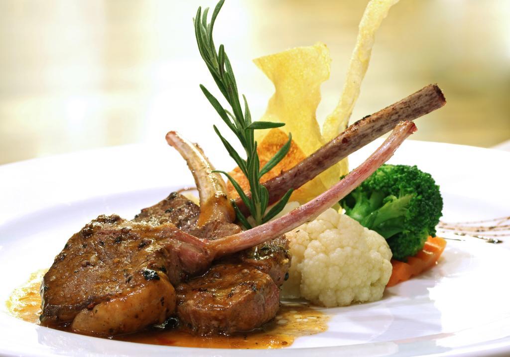 Hotel Restaurant Zum Goldenen Anker Mit Hallenbad & Wellnessbereich Windorf  المظهر الخارجي الصورة